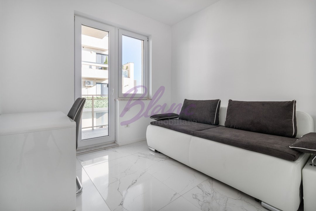 Apartament nou cu 3 camere 