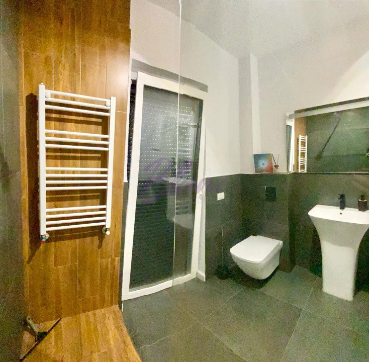 Apartament de vanzare,  cu 3 camere în Cartierul Rezidențial AES