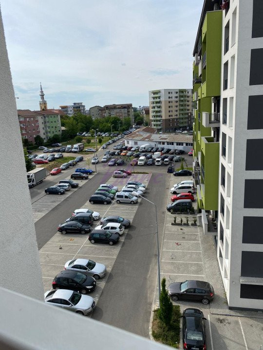 Apartament 2 camere, etaj 5/8, zona Nufarul