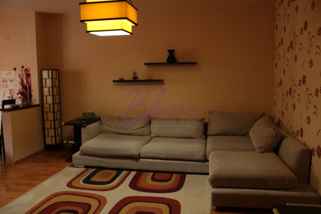 Apartament cu 3 camere  