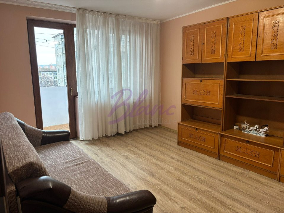 DE INCHIRIAT APARTAMENT 3 CAMERE