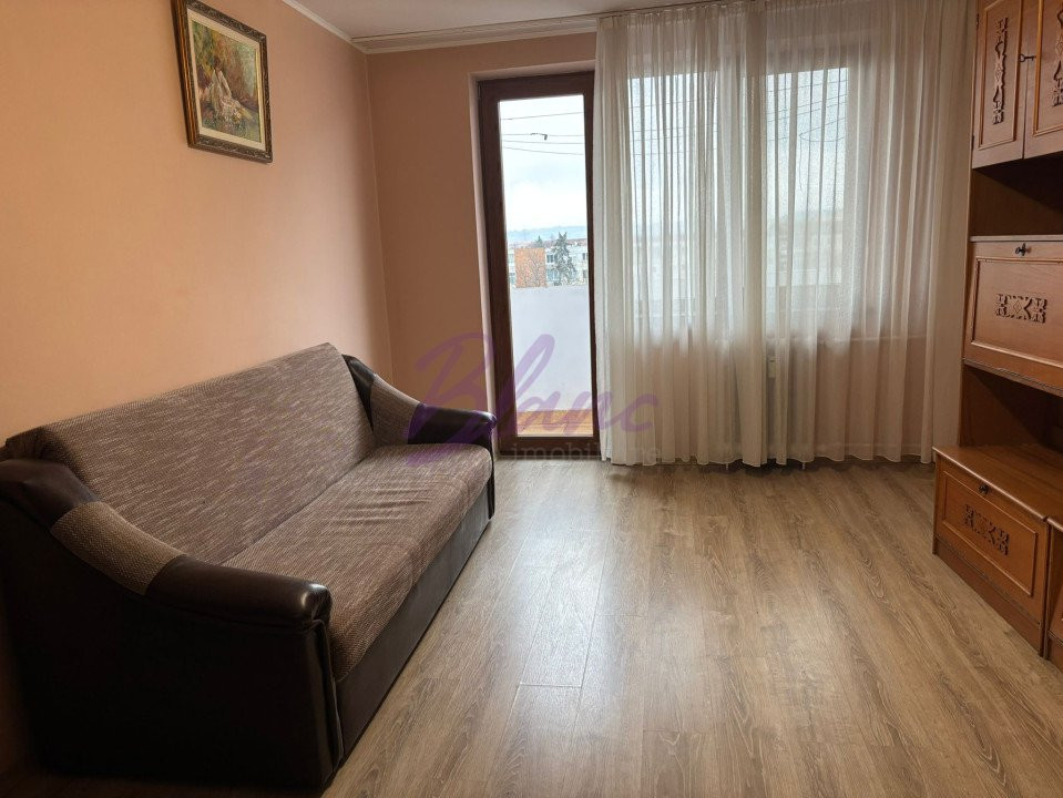 DE INCHIRIAT APARTAMENT 3 CAMERE